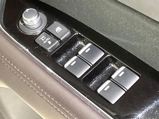 ＣＸ－８ ２５Ｓ　プロアクティブ　コネクトナビ　全方位カメラ　衝突軽減装置　シートメモリ　ステアリングヒーター　ブラインドスポットモニター　ドラレコ　ＥＴＣ　シートヒーター　ＬＥＤヘッド　電動リアゲート　車線逸脱警報　スマートキー（49枚目）