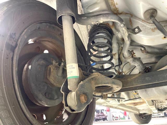 ミラココア ココアプラスＸ　禁煙車　スマートキー　純正オーディオ　ルーフレール　オートエアコン　シートカバー　スペアタイヤ　シートリフター　フォグランプ　ウインカーポジション　ヘッドライトレベライザー　純正ホイール（23枚目）