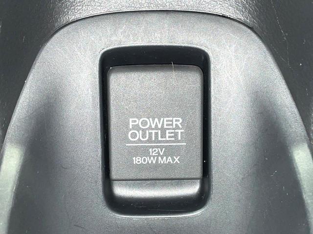 ヴェゼル ハイブリッドＲＳ・ホンダセンシング　純正ＳＤナビ　バックカメラ　衝突被害軽減システム　レーダークルーズ　禁煙車　ハーフレザーシート　スマートキー　ＬＥＤヘッド　ビルトインＥＴＣ　純正１８インチアルミ　車線逸脱警報　オートライト（50枚目）