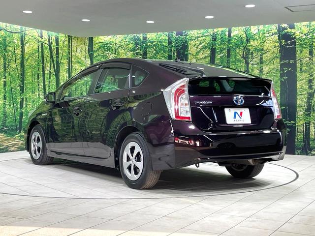 プリウス Ｓ　純正８型ナビ　バックカメラ　ドライブレコーダー　ビルトインＥＴＣ　スマートキー　プッシュスタート　ＨＩＤヘッドライト　オートライト　オートエアコン　ステアリングスイッチ　電動格納ミラー　シートリフター（25枚目）