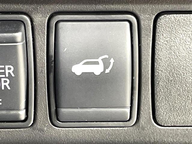 エクストレイル ２０Ｘ　４ＷＤ　ＳＤナビ　衝突軽減　パワーバックドア　ドライブレコーダー　バックカメラ　ＥＴＣ　ＬＥＤヘッド　純正１８インチアルミ　スマートキー　オートエアコン　横滑り防止装置　アイドリングストップ（5枚目）