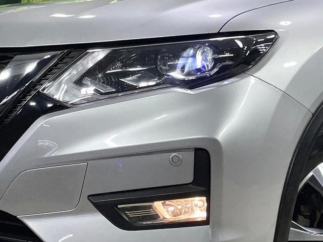 エクストレイル ２０Ｘ　４ＷＤ　ＳＤナビ　衝突軽減　パワーバックドア　ドライブレコーダー　バックカメラ　ＥＴＣ　ＬＥＤヘッド　純正１８インチアルミ　スマートキー　オートエアコン　横滑り防止装置　アイドリングストップ（12枚目）