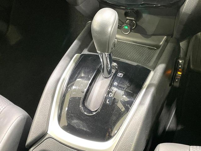 エクストレイル ２０Ｘ　４ＷＤ　ＳＤナビ　衝突軽減　パワーバックドア　ドライブレコーダー　バックカメラ　ＥＴＣ　ＬＥＤヘッド　純正１８インチアルミ　スマートキー　オートエアコン　横滑り防止装置　アイドリングストップ（34枚目）