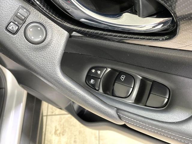 エクストレイル ２０Ｘ　４ＷＤ　ＳＤナビ　衝突軽減　パワーバックドア　ドライブレコーダー　バックカメラ　ＥＴＣ　ＬＥＤヘッド　純正１８インチアルミ　スマートキー　オートエアコン　横滑り防止装置　アイドリングストップ（51枚目）