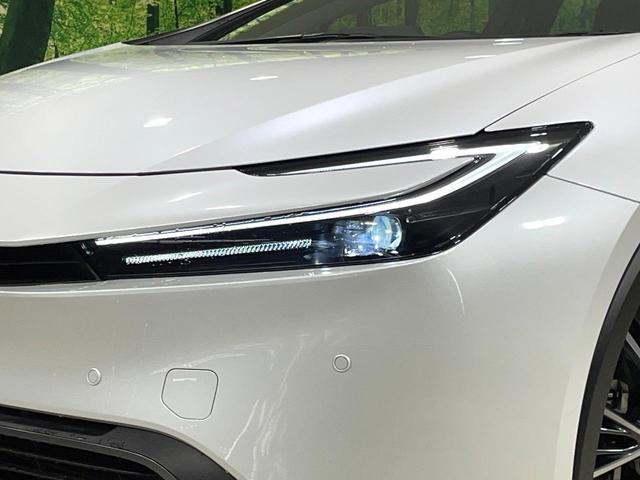 プリウス Ｇ　衝突軽減　レーダークルーズコントロール　純正８型ディスプレイ　全周囲カメラ　シートヒーター　ＬＥＤヘッド　ＥＴＣ　純正１９インチアルミ　スマートキー　オートエアコン　ステアリングスイッチ　禁煙車（12枚目）