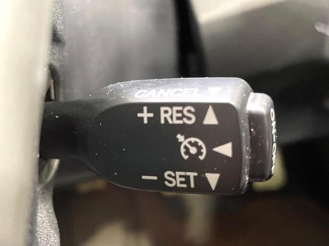 プリウス Ｇ　ナビ　バックカメラ　禁煙車　ドラレコ　スマートキー　ＨＩＤヘッドライト　ＥＴＣ　クルコン　パワーシート　合皮シート　オートライト　オートエアコン　Ｂｌｕｅｔｏｏｔｈ再生　ＣＤ再生　ＤＶＤ再生（5枚目）