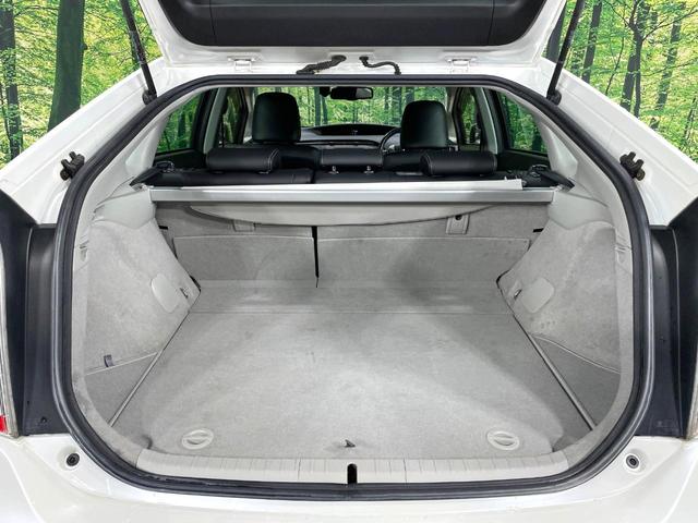 プリウス Ｇ　ナビ　バックカメラ　禁煙車　ドラレコ　スマートキー　ＨＩＤヘッドライト　ＥＴＣ　クルコン　パワーシート　合皮シート　オートライト　オートエアコン　Ｂｌｕｅｔｏｏｔｈ再生　ＣＤ再生　ＤＶＤ再生（10枚目）