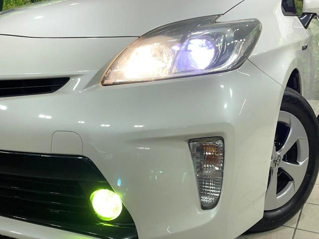 プリウス Ｇ　ナビ　バックカメラ　禁煙車　ドラレコ　スマートキー　ＨＩＤヘッドライト　ＥＴＣ　クルコン　パワーシート　合皮シート　オートライト　オートエアコン　Ｂｌｕｅｔｏｏｔｈ再生　ＣＤ再生　ＤＶＤ再生（12枚目）