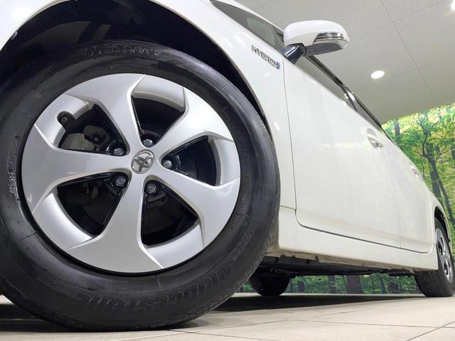 プリウス Ｇ　ナビ　バックカメラ　禁煙車　ドラレコ　スマートキー　ＨＩＤヘッドライト　ＥＴＣ　クルコン　パワーシート　合皮シート　オートライト　オートエアコン　Ｂｌｕｅｔｏｏｔｈ再生　ＣＤ再生　ＤＶＤ再生（13枚目）