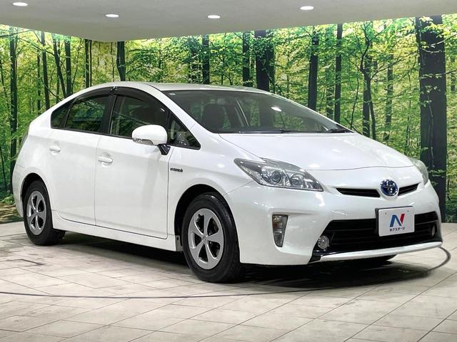 プリウス Ｇ　ナビ　バックカメラ　禁煙車　ドラレコ　スマートキー　ＨＩＤヘッドライト　ＥＴＣ　クルコン　パワーシート　合皮シート　オートライト　オートエアコン　Ｂｌｕｅｔｏｏｔｈ再生　ＣＤ再生　ＤＶＤ再生（16枚目）