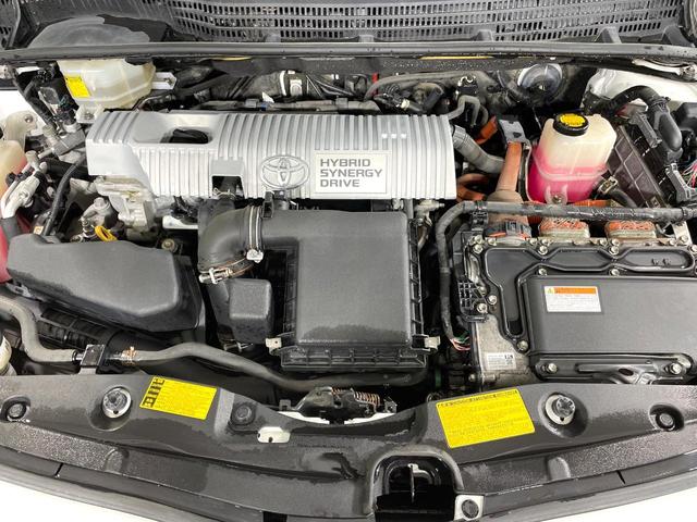 プリウス Ｇ　ナビ　バックカメラ　禁煙車　ドラレコ　スマートキー　ＨＩＤヘッドライト　ＥＴＣ　クルコン　パワーシート　合皮シート　オートライト　オートエアコン　Ｂｌｕｅｔｏｏｔｈ再生　ＣＤ再生　ＤＶＤ再生（18枚目）