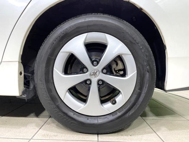 プリウス Ｇ　ナビ　バックカメラ　禁煙車　ドラレコ　スマートキー　ＨＩＤヘッドライト　ＥＴＣ　クルコン　パワーシート　合皮シート　オートライト　オートエアコン　Ｂｌｕｅｔｏｏｔｈ再生　ＣＤ再生　ＤＶＤ再生（29枚目）