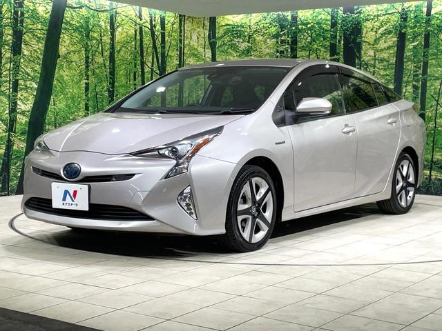 プリウス Ａツーリングセレクション　４ＷＤ　純正９インチナビ　バックカメラ　トヨタセーフティセンス　レーダークルーズ　禁煙車　合皮シート　シートヒーター　ドラレコ　コーナーセンサー　ＬＥＤヘッドライト　ＥＴＣ　オートマチックハイビーム（24枚目）