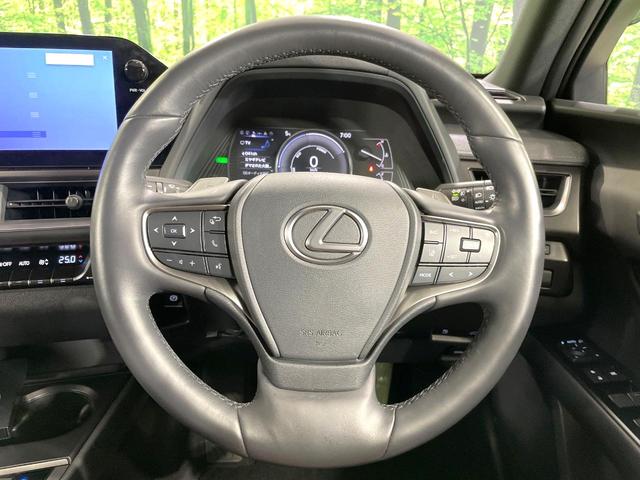 �y�����v�����X�e�A�����O�z�㎿�Ȋv���g�p���邱�ƂŁA��ɂ����������݂ƂĂ��^�]���₷���n���h���ł���