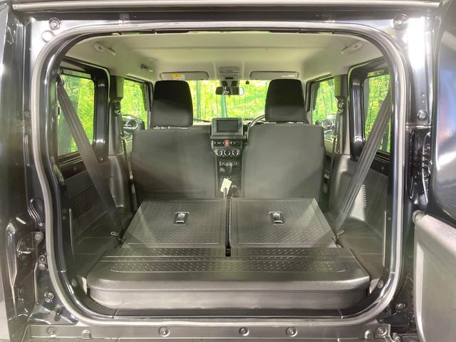 ���i�̂���������ʋ΁A���}���ɏ\���ȉ׎��X�y�[�X���m�ۂ��Ă���܂��B�Z�J���h�V�[�g��|���ƁA�傫�ȉו��̐ύڂ��\�ł���