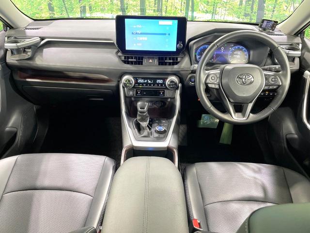 RAV4 G Zパッケージ 4WD モデリスタエアロ パノラマルーフ 10型ディスプレイ デジタルインナーミラー ベンチレーション ETC ドラレコ LEDヘッド オートマチックハイビーム 電動リアゲート ルーフレール(2枚目)