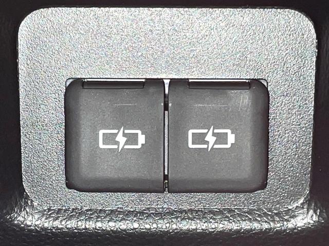 RAV4 G Zパッケージ 4WD モデリスタエアロ パノラマルーフ 10型ディスプレイ デジタルインナーミラー ベンチレーション ETC ドラレコ LEDヘッド オートマチックハイビーム 電動リアゲート ルーフレール(60枚目)