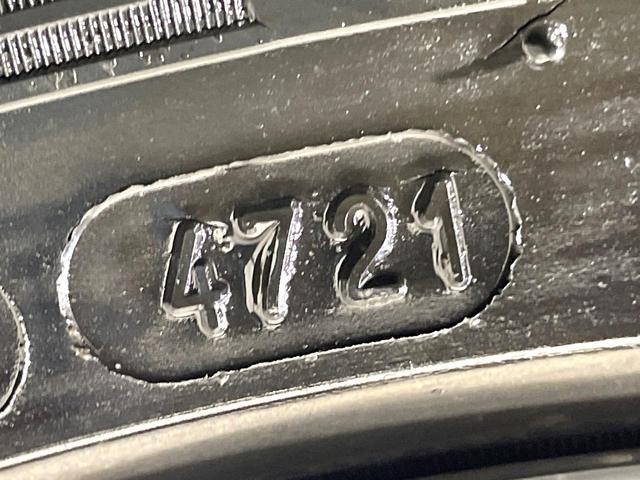 ヴェゼル ハイブリッドＸ　衝突軽減装置　純正ナビ　バックカメラ　ＥＴＣ　ＬＥＤヘッド　スマートキー　オートエアコン　純正１７インチアルミ　クルーズコントロール　禁煙車　Ｂｌｕｅｔｏｏｔｈ再生　ステアリングスイッチ（32枚目）