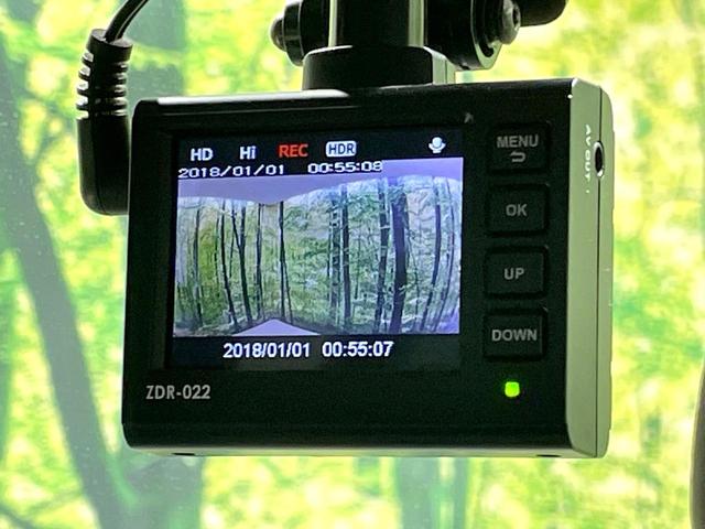 キャリイトラック ＫＣエアコン・パワステ　カロッツェリア製ナビゲーション　オートマ　エアコン　ドラレコ　ＥＴＣ　ＨＩＤヘッドライト　地デジＴＶ　ＣＤ　ラジオ　禁煙車　　パワーステアリング　ドアバイザー　衝突安全ボディー　１３インチホイール（5枚目）