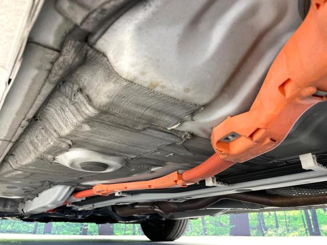 アクア Ｌ　純正ＳＤナビ　禁煙車　バックカメラ　ビルトインＥＴＣ　キーレスエントリー　Ｂｌｕｅｔｏｏｔｈ接続　地デジＴＶ　ＣＤ　横滑り防止装置　オートエアコン　電動格納ミラー　スペアタイヤ　ヘッドライトレベライザ（21枚目）