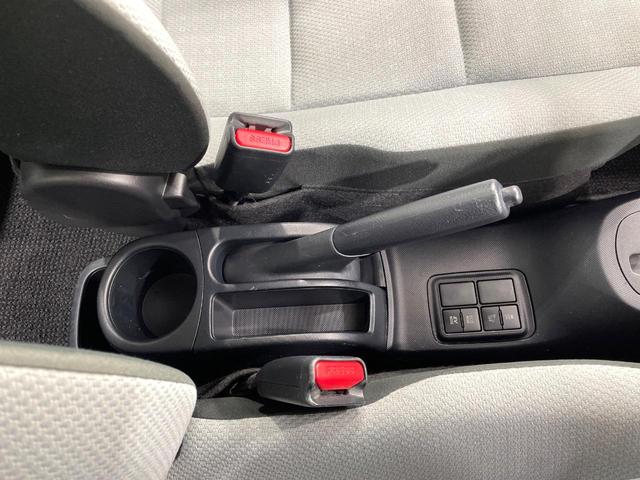 アクア Ｌ　純正ＳＤナビ　禁煙車　バックカメラ　ビルトインＥＴＣ　キーレスエントリー　Ｂｌｕｅｔｏｏｔｈ接続　地デジＴＶ　ＣＤ　横滑り防止装置　オートエアコン　電動格納ミラー　スペアタイヤ　ヘッドライトレベライザ（46枚目）