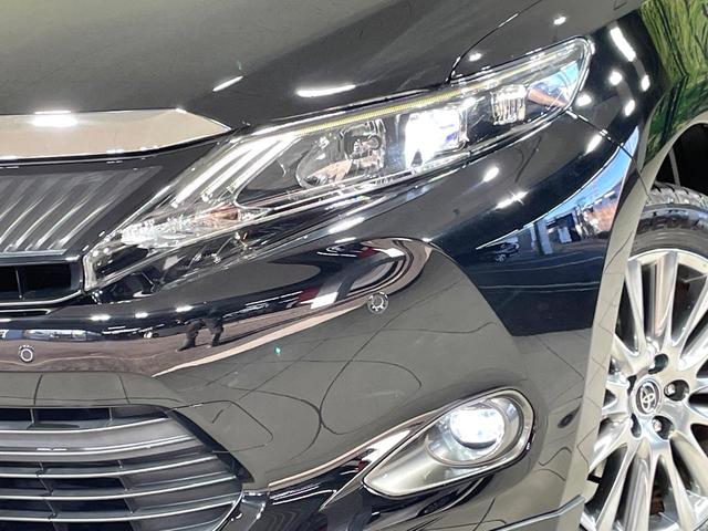 ハリアー プレミアム　純正９型ナビ　バックカメラ　衝突被害軽減システム　レーダークルーズ　禁煙車　電動リアゲート　レザーシート　コーナーセンサー　スマートキー　ＬＥＤヘッド　ＥＴＣ　純正１８インチアルミ　オートハイビーム（12枚目）