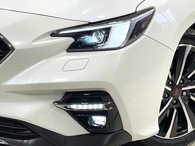 �y�k�d�c�w�b�h���C�g�z���V����ԑ��s�����ǍD�Ȏ��E���m�ۂ����S���ĉ^�]�ł��鍂�P�x�k�d�c�w�b�h���C�g�𑕔��I�_�����x�������A����d�͂��}�����Ă��܂��B