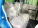 後部座席も気になるようなキズ・汚れやへたり等、大きなダメージはなく、良好な状態です。