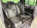 後部座席も気になるようなキズ・汚れやへたり等、大きなダメージはなく、良好な状態です。