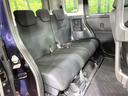 後部座席も気になるようなキズ・汚れやへたり等、大きなダメージはなく、良好な状態です。