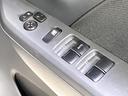 ＦＸ　禁煙車　シートヒーター　オートエアコン　ＣＤ再生　アイドリングストップ　盗難防止システム　プライバシーガラス　衝突安全ボディ　電動格納ミラー　ドアバイザー（47枚目）