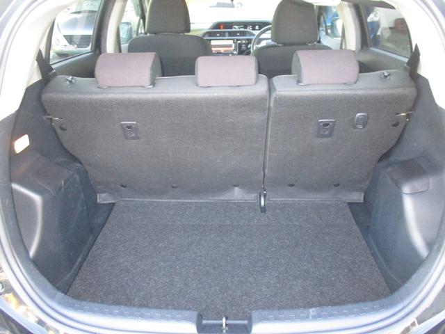 アクア Ｇ　ナビ　フルセグＴＶ　バックカメラ　衝突被害軽減ブレーキ　シートヒーター　プッシュスタート　純正アルミホイール　オートエアコン（15枚目）