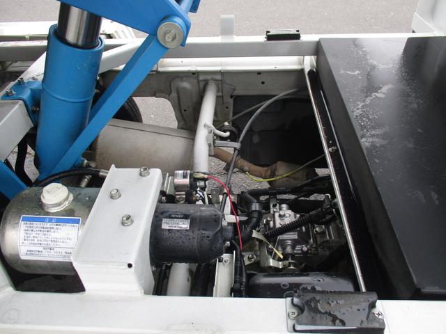 キャリイトラック 頑丈ダンプ　４ＷＤ　５速マニュアル　エアコン　パワステ（16枚目）