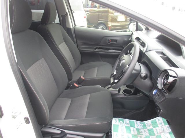 アクア Ｓスタイルブラック　ナビ　フルセグＴＶ　パノラマモニター　プッシュスタート　オートエアコン（8枚目）