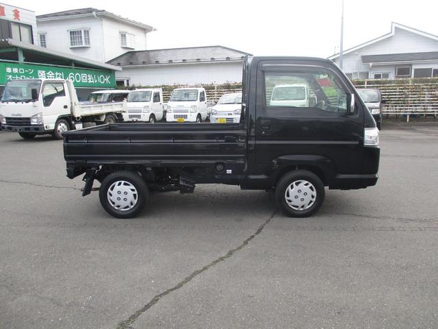 アクティトラック タウン　４ＷＤ　５速マニュアル　エアコン　パワステ　パワーウインドウ　キーレスエントリー　ホイールカバー（6枚目）