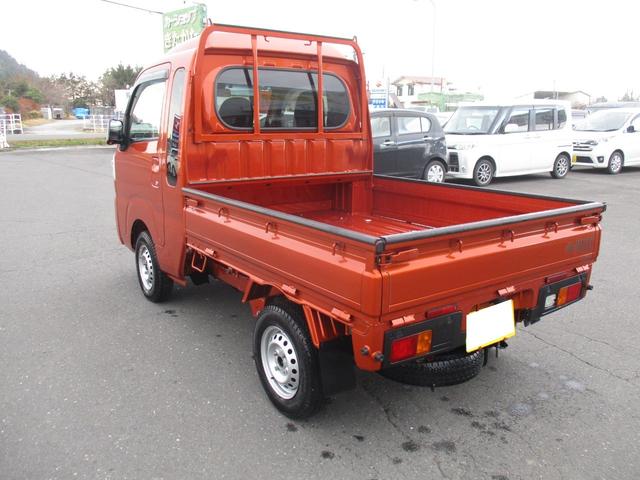 ハイゼットトラック ジャンボスタンダード 4WD スマートアシスト エアコン パワステ オーバーヘッドシェルフ(3枚目)