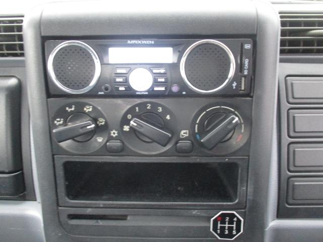 キャンターガッツ 　１．５ｔ積　全低床平ボディ　２８００ディーゼル　エアコン　パワステ　パワーウインドウ　ＤＰＦ無し　メッキバンパー　メッキミラーカバー　色替え（26枚目）