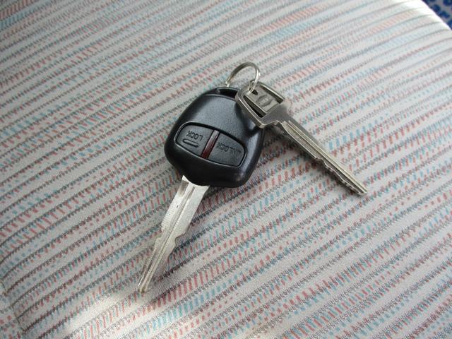 ｅＫスペース Ｅ　ｅ－アシスト　低車速域衝突被害軽減ブレーキ・誤発進抑制機能Ｅ－アシスト・キーレス・アイドリングストップ・両側スライドドア・ＣＤ（12枚目）