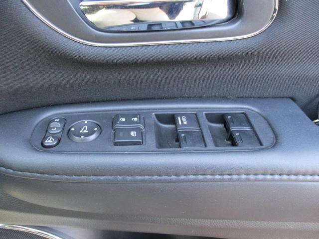 ヴェゼル ハイブリッドX・ホンダセンシング ハイブリッド・4WD・ホンダセンシング・パドルシフト・ギャザーズ8インチナビ・フルセグTV・Bluetooth・バックカメラ・LEDヘッドライト・純正16インチアルミ・エンジンスターター(20枚目)