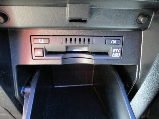 アルファードハイブリッド S タイプゴールド ハイブリッド・特別仕様車タイプゴールド・4WD・両側パワースライド・パワーバックドア・9インチナビ・フルセグTV・全方位モニター・パーキングアシスト・17AW(19枚目)