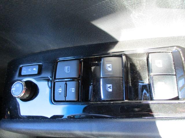 アルファードハイブリッド S タイプゴールド ハイブリッド・特別仕様車タイプゴールド・4WD・両側パワースライド・パワーバックドア・9インチナビ・フルセグTV・全方位モニター・パーキングアシスト・17AW(29枚目)