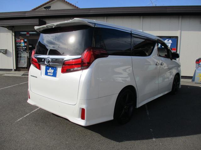 アルファード 2.5S Aパッケージ サンルーフ・TRDフロントスポイラー・トヨタセーフティセンス・アルパイン11インチナビ・フルセグTV・バックカメラ・12.8インチフリップダウンモニター・両側パワースライドドア社外19インチアルミ(4枚目)