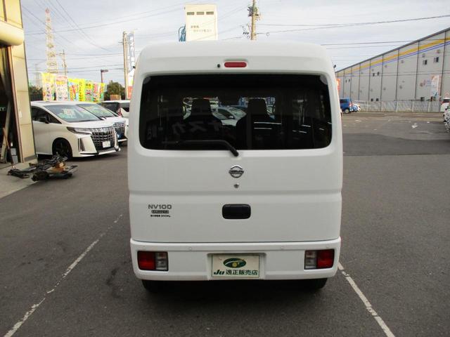 ＮＶ１００クリッパーバン ＤＸ　セーフティパッケージ　パ－トタイム４ＷＤ・エマージェンシーブレ－キ・メモリ－ナビ・Ｂｌｕｅｔｏｏｔｈ・ＤＶＤ再生ＯＫ・キーレス・オートライト・オーバ－ヘッドシェルフ・リヤソナ－・５ＡＧＳ・取説・保証書・スペアキ－（32枚目）