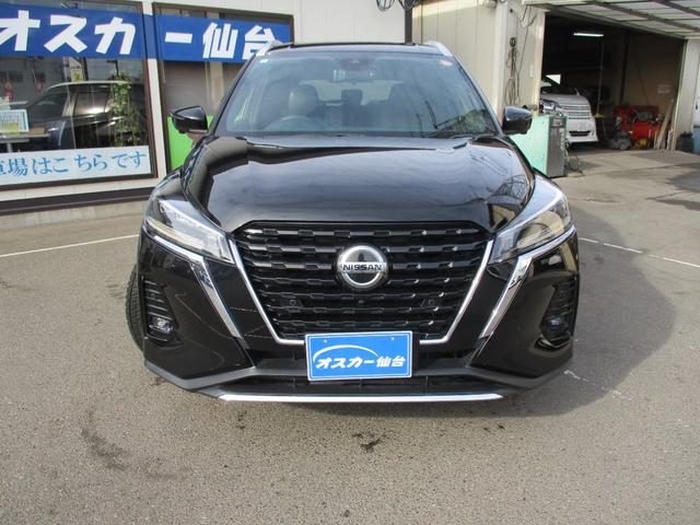 キックス Ｘ　プロパイロット・９インチナビ・フルセグＴＶ・アラウンドビューモニター・デジタルインナーミラー・ステアリングヒーター・シートヒーター・１７インチアルミ・（3枚目）