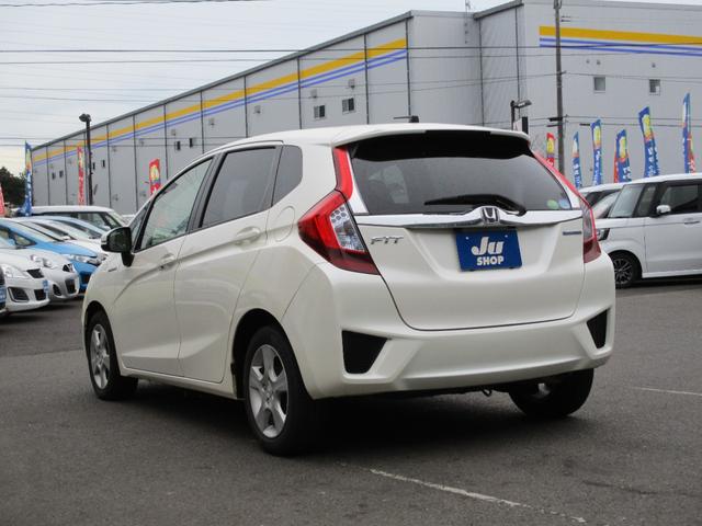 フィットハイブリッド Ｆパッケージ　ハイブリッド・ナビ・ワンセグＴＶ・ＥＴＣ・ドライブレコーダー・タッチパネルオートエアコン・プッシュスタート・１５インチアルミ（24枚目）