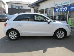 Ａ１スポーツバック １．４ＴＦＳＩ　タ−ボ　キ−レスプッシュスタ−ト　ＨＤＤナビ　フルセグ 0901067A30250422W001 4