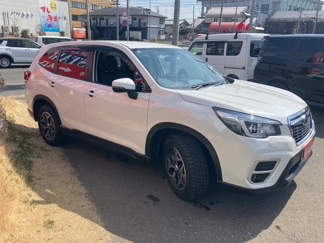 フォレスター ツーリング　４ＷＤ　ＥＴＣ　バックカメラ　クリアランスソナー　オートクルーズコントロール　レーンアシスト　衝突被害軽減システム　ナビ　ＴＶ　ＬＥＤヘッドランプ　ワンオーナー　スマートキー　夏タイヤＡＷ有り（14枚目）