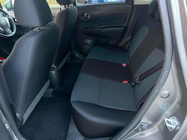 ノート Ｘ　ＤＩＧ－Ｓ　Ｖセレクション＋セーフティ　ＥＴＣ　バックカメラ　ナビ　ＴＶ　レーンアシスト　衝突被害軽減システム　アルミホイール　オートライト　スマートキー　アイドリングストップ　電動格納ミラー　ＣＶＴ　盗難防止システム　衝突安全ボディ（24枚目）