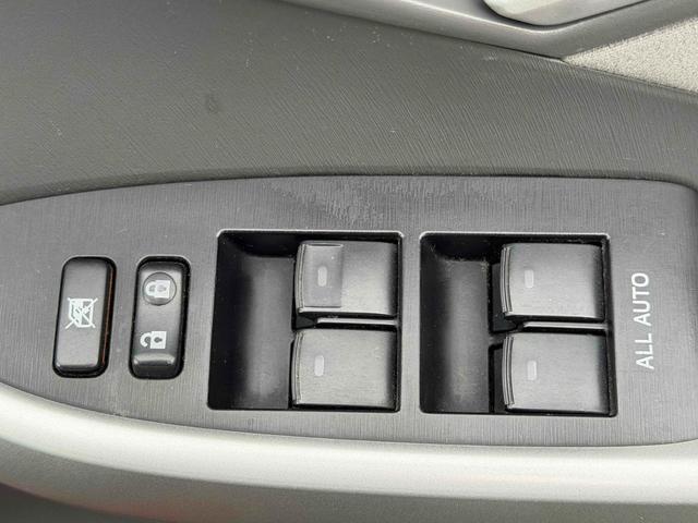 プリウス Ｇ　サンルーフ　Ａストップ　スマ－トキ－　パワーステアリング　エアバック　ナビ＆ＴＶ　サイドエアバック　ＡＡＣ　クルコン　ＥＴＣ付　イモビライザー　ＥＳＣ　フルセグ　キーフリーシステム　パワーウィンドウ（10枚目）