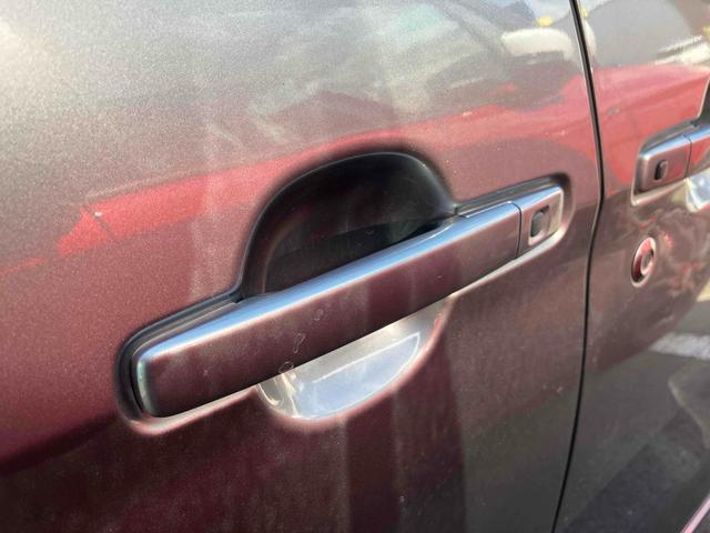 デイズルークス ハイウェイスター　Ｘ　Ｖセレクション　ドライブレコーダー　ＥＴＣ　全周囲カメラ　両側電動スライドドア　ナビ　ＴＶ　衝突被害軽減システム　ＨＩＤ　スマートキー　アイドリングストップ　電動格納ミラー　ベンチシート　ＣＶＴ　盗難防止システム（32枚目）